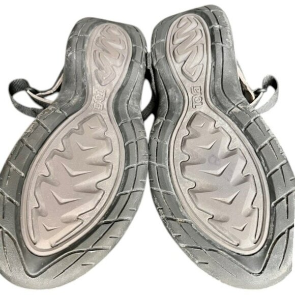 Teva Tirra Sustainable Strappy Sandal - Solid Black/Gray - 9 - Picture 7 of 9